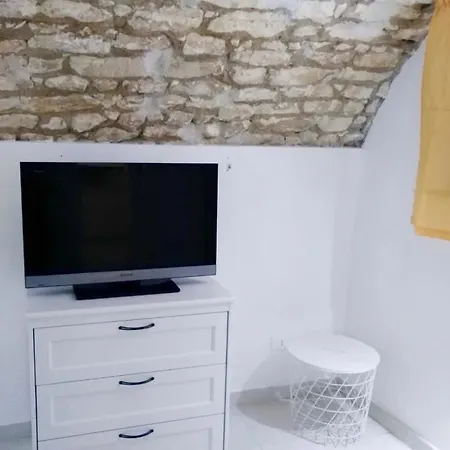 Rocky House * ペスキチ